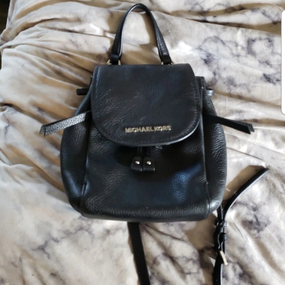 michael kors bookbag purse